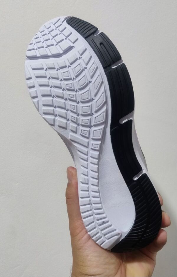 Tênis Nike Zoom X - Image 4